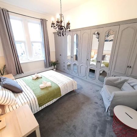 泰恩河畔纽卡斯尔Large 3 Bed Flat, Free Parking公寓 外观 照片