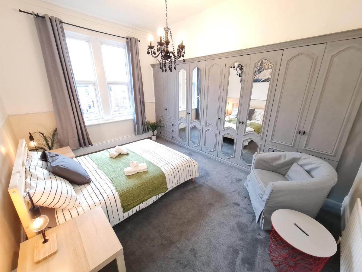 泰恩河畔纽卡斯尔Large 3 Bed Flat, Free Parking公寓 外观 照片