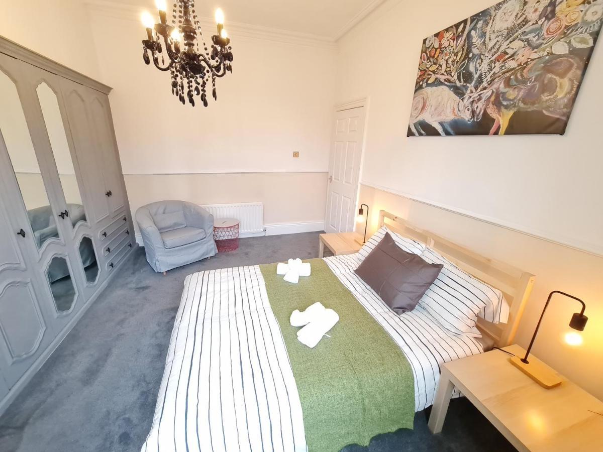 泰恩河畔纽卡斯尔Large 3 Bed Flat, Free Parking公寓 外观 照片